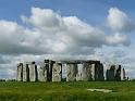 P1000219- Site megalithique de Stonehenge erige en 3000 av JC et remanie plusieurs fois depuis